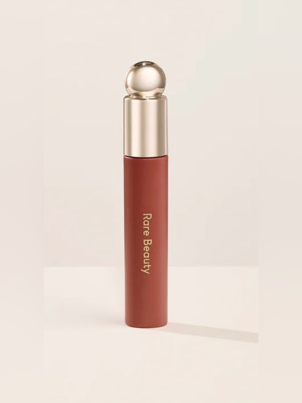 Rare Beauty soft pinch tinted lip oil in Honesty